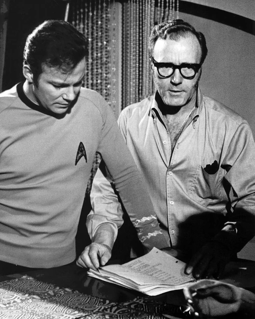 500pxJohn_Meredyth_Lucas_and_Shatner.jpg