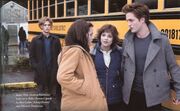 Edward-Bella-Jhgasper-and-Alice-twilight-series-2675642-1600-982
