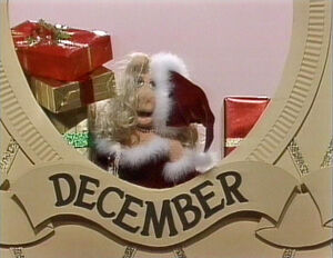 TFMPS-December-SantaPiggy