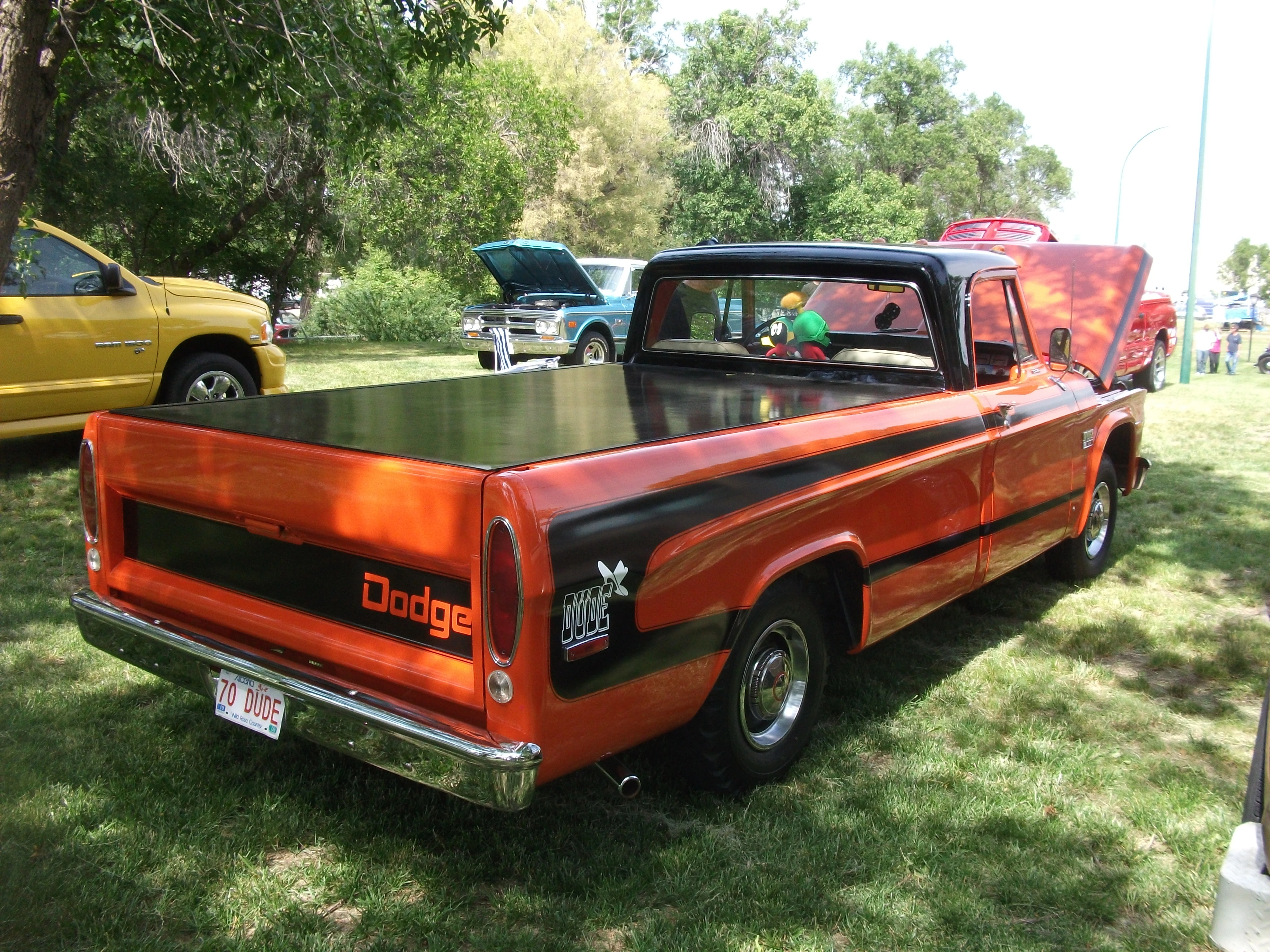 dodge-d-series-tractor-construction-plant-wiki-the-classic