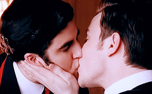 Image - Klaine kiss!.png - Glee Wiki
