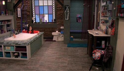 Shay Apartment - iCarly Wiki