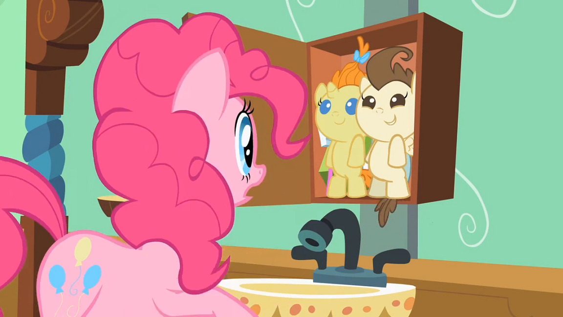 http://img1.wikia.nocookie.net/__cb20120131203311/mlp/images/8/8e/Twins_hiding_in_medicine_cabinet_S2E13.png