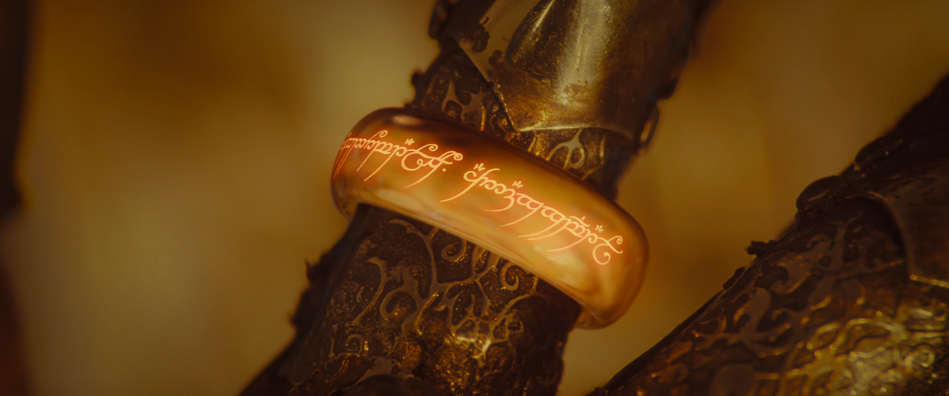 Sauron Rings Of Power Eminem Identidad es autonomía | Círculo de Investigaciones PanCriollistas