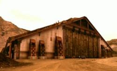 250px-Warehouse