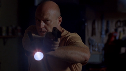 2x05 - Breakage 9