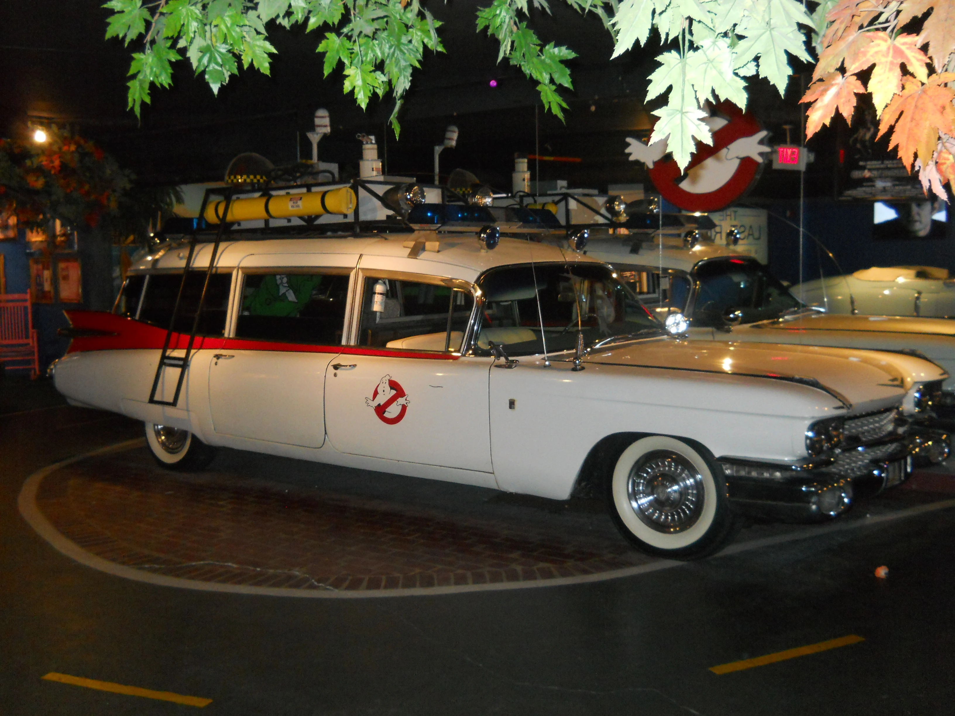 Cadillac Ambulance Miller-meteor Limo-style Endloader Combination Del 1959