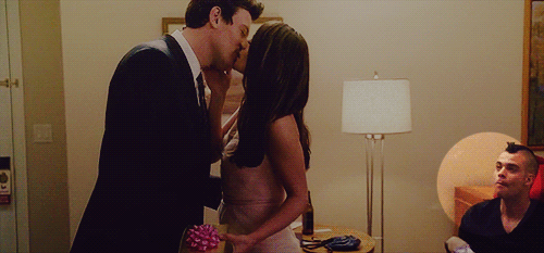 http://img1.wikia.nocookie.net/__cb20120924000737/es-glee/es/images/a/a2/Tumblr_m3ro55uy941qlm4q3.gif