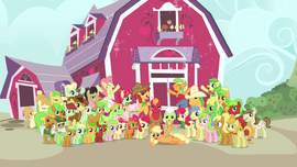 The Apple Family together S3E08