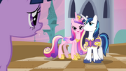 640px-Cadance being possessive of Shining Armor S2E25