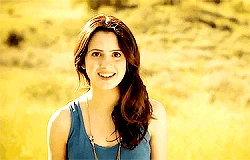 http://img1.wikia.nocookie.net/__cb20130202231339/austinally/images/7/78/Laura_Marie_Marano_3.gif