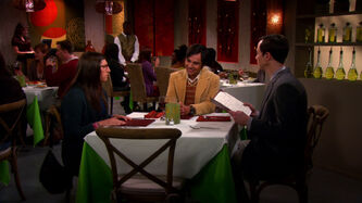 S6EP01 - Raj with Shamy on their date