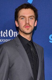 Dan Stevens1