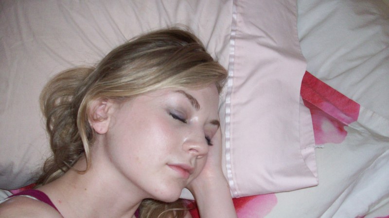 [Image: Emily_Kinney_cute_sleeping_face.jpg]