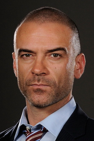 Alan van Sprang - Reign CW Wiki