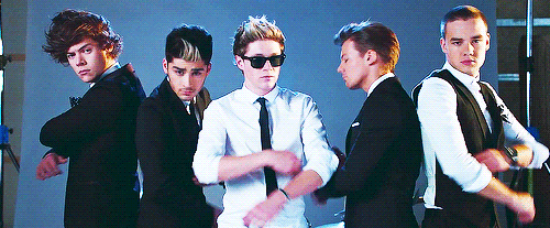 180064-one-direction-one-direction-gif.g