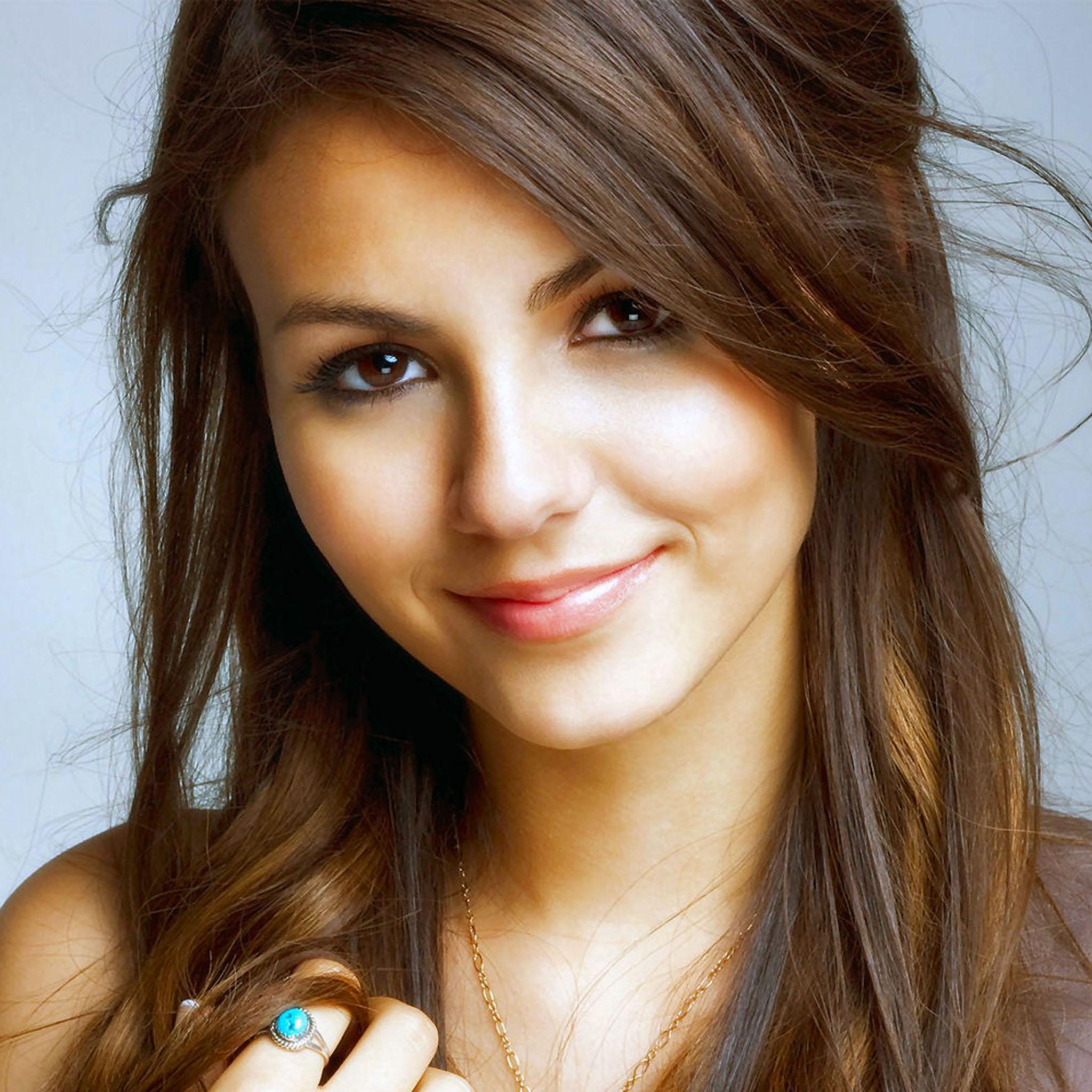 pictures singer Victoria Justice