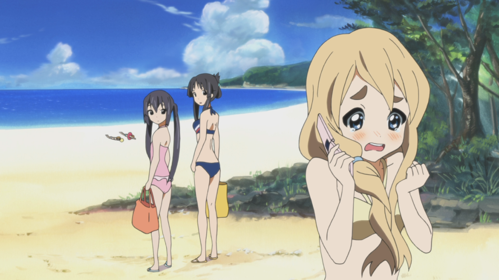 Mugi_doesn%27t_want_all_the_beach_material.png