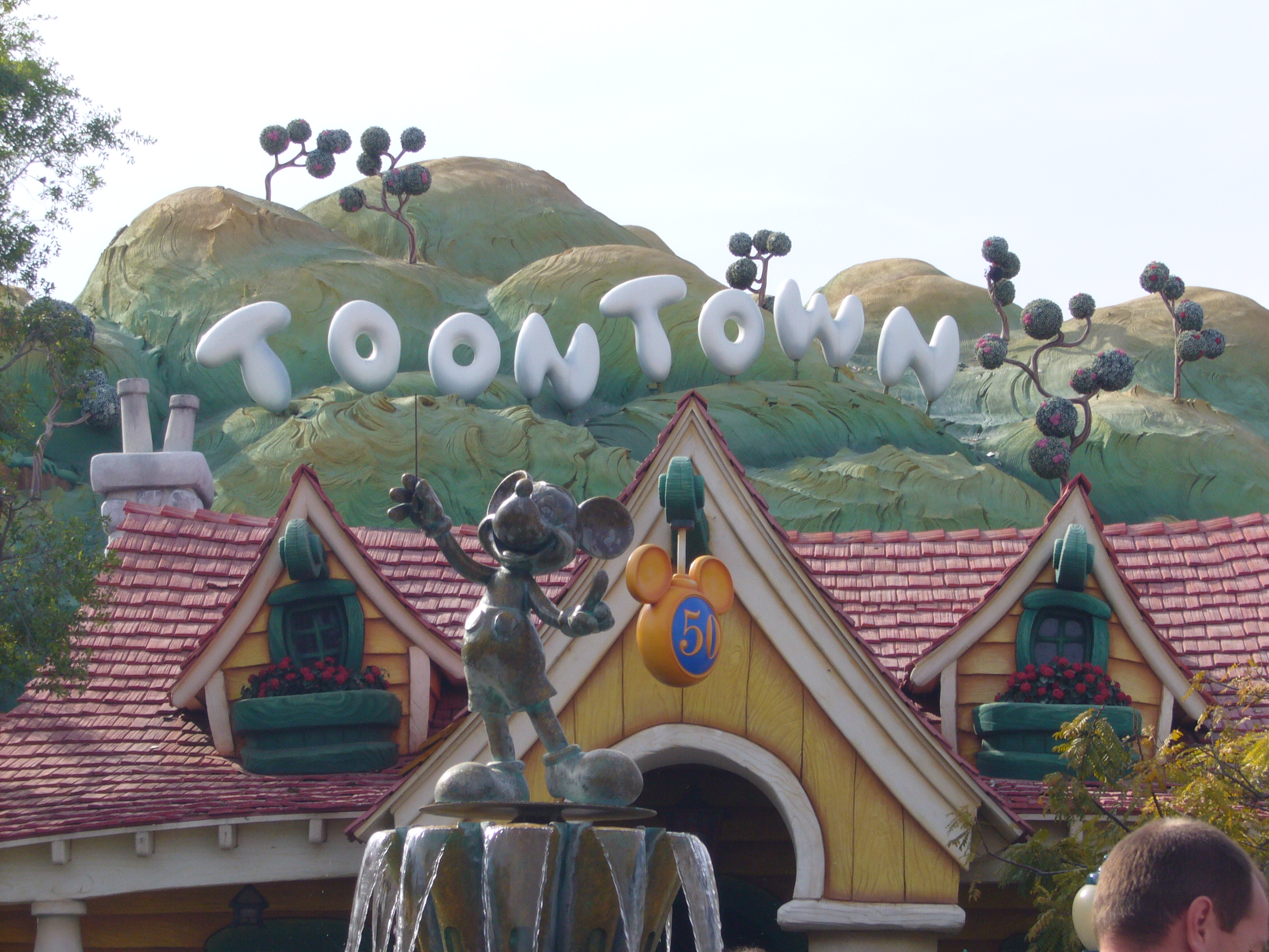 Alice's Wonderland Bakery, Disney Wiki
