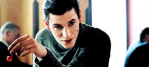 http://img1.wikia.nocookie.net/__cb20131016013734/degrassi/images/2/29/Young-hannibal-lecter.gif
