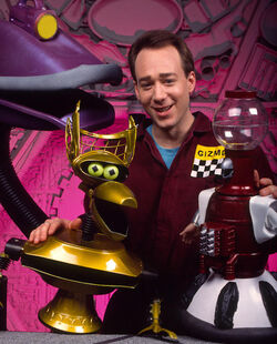 Joel pose with Bots