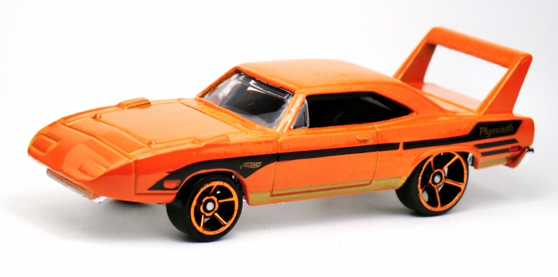 hot wheels collectibles 70 plymouth superbird