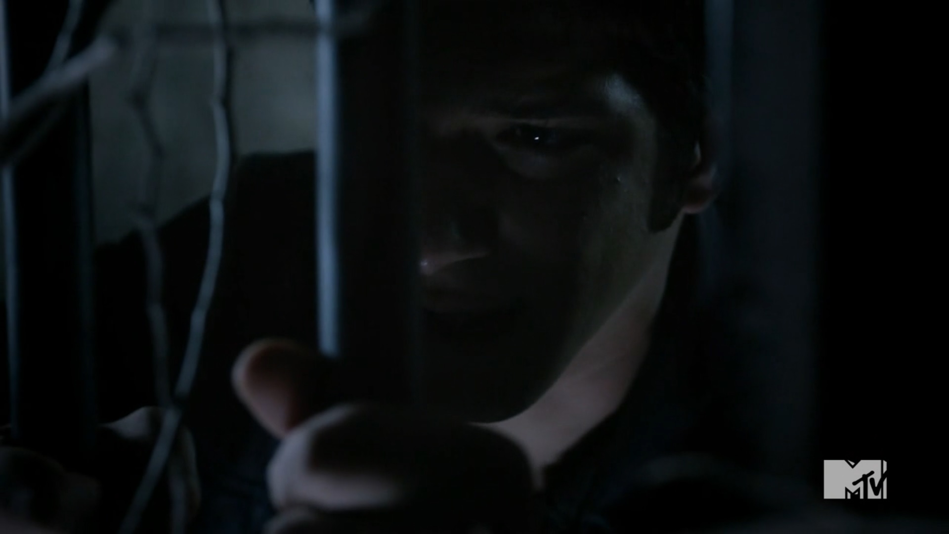 Teen Wolf Season 3 Episode 24 - 123moviesland