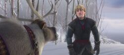 Frozen-disneyscreencaps.com-9310