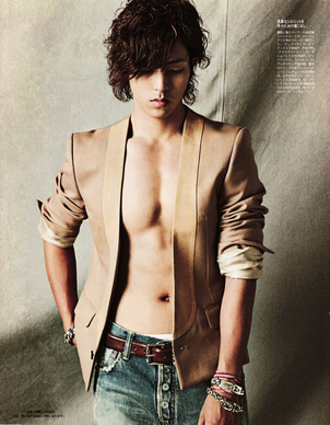 Yamapi-yamashita-tomohisa-31983169-1200-1542