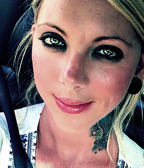 maria brink in this moment singer