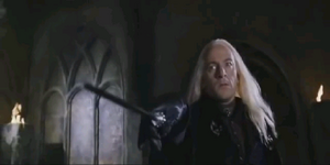Lucius queriendo atacar a Harry