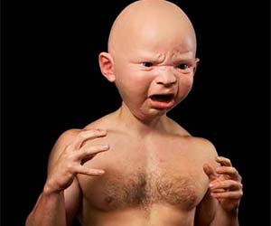Fun In Latex - Crybaby Fun In Latex - Crybaby