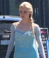 Georgina-Haig-Princess-Elsa-Frozen-Once-Upon-A-Time-TV-Show-Set-Tom-Lorenzo-Site-TLO-2