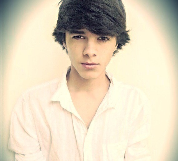 File:Brent rivera.jpg - Brent_rivera