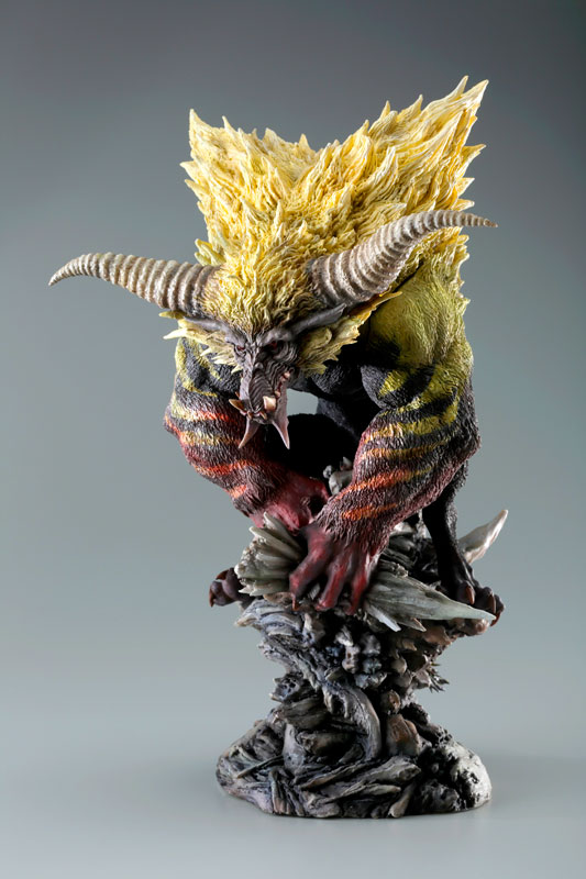Capcom_Figure_Builder_Creator%27s_Model_Golden_Rajang_001.jpg