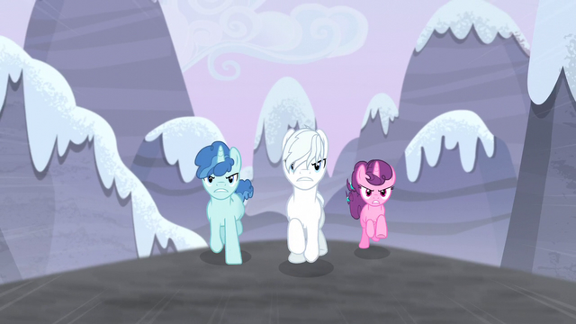 640px-Ponies_galloping_forward_S5E02.png
