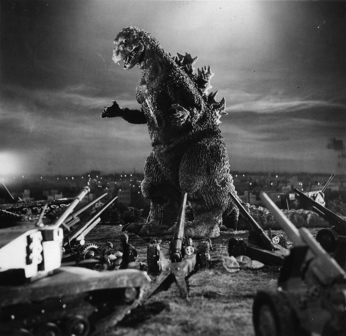 Which incarnation of Godzilla had the best-looking dorsal plates? : r ...