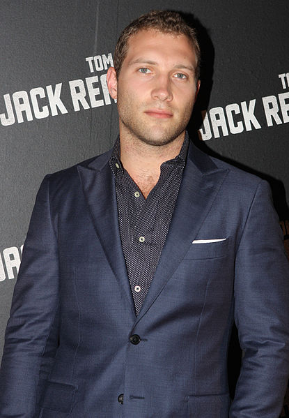 Jai Courtney haircut divergent