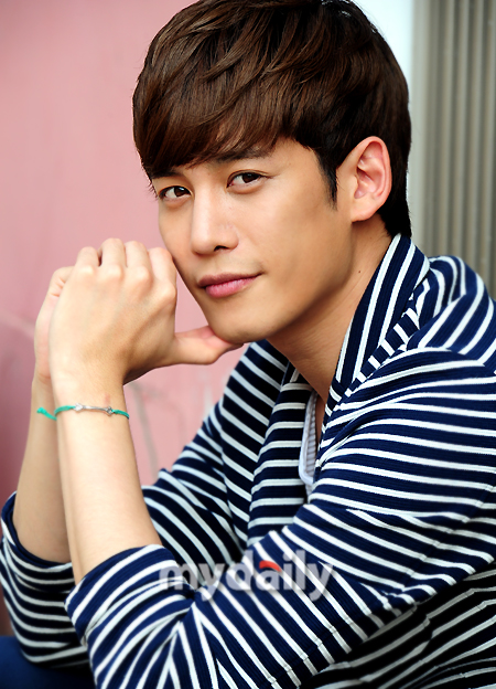 Park Ki Woong - Wiki Drama