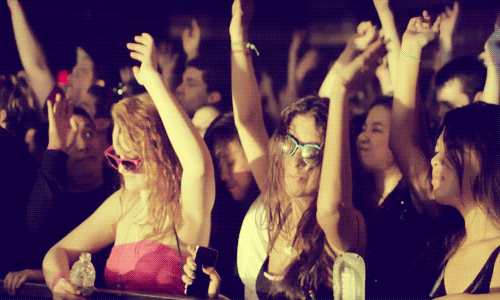 https://img1.wikia.nocookie.net/__cb20130729023630/glee/images/7/77/Danceparty.gif