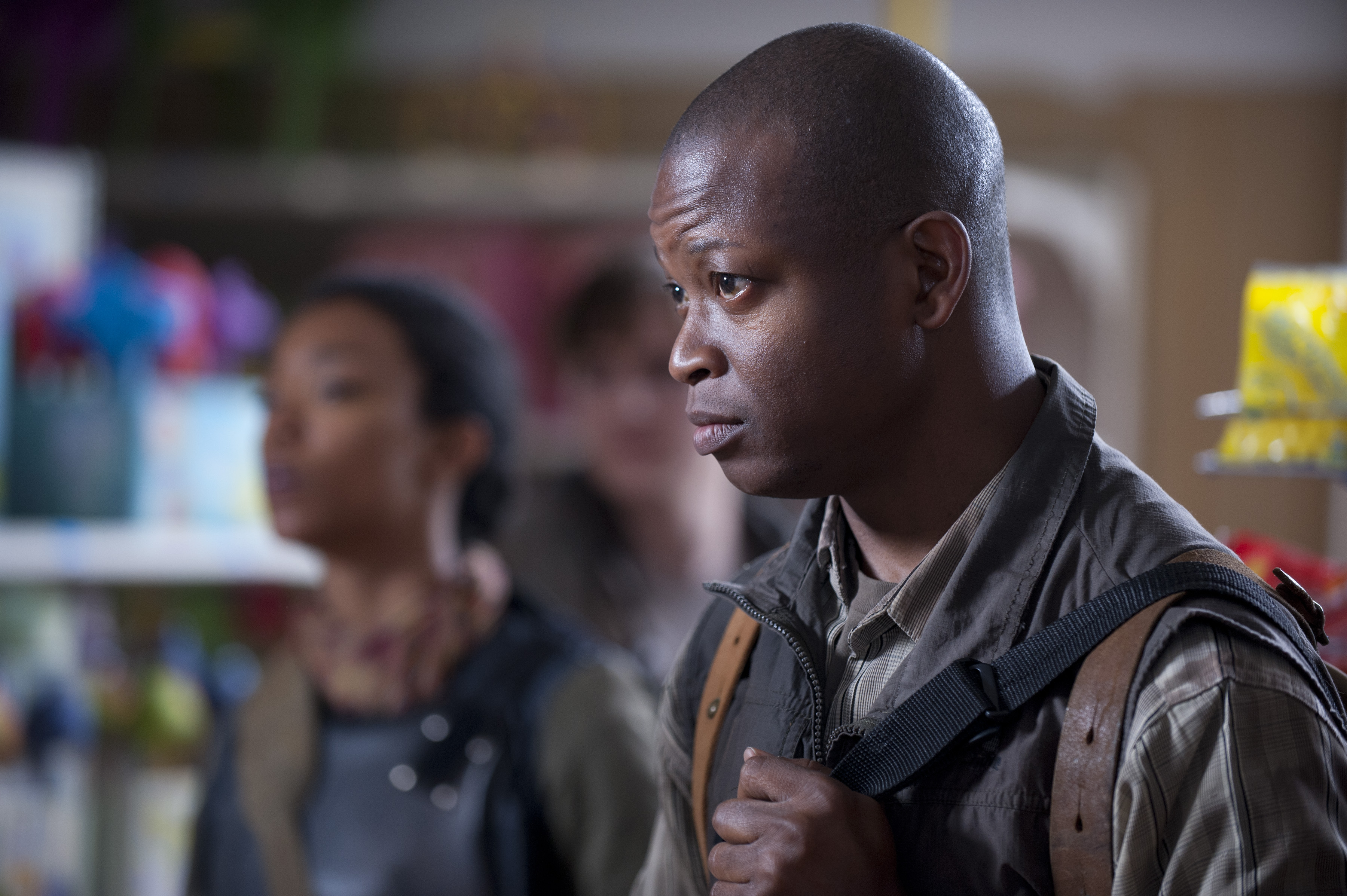 Image - Bob Stookey 4x01.jpg - Walking Dead Wiki