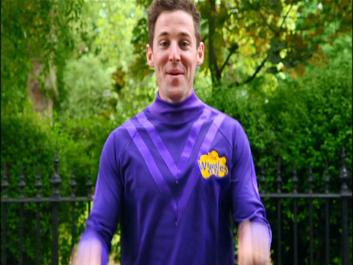 The Wiggles Lachy Shrinks The Wiggles